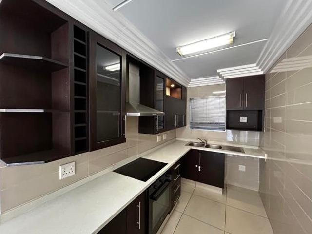 2 Bedroom Apartment in Ravenswood