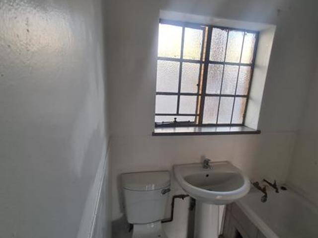 2 Bedroom Apartment in Regents Park