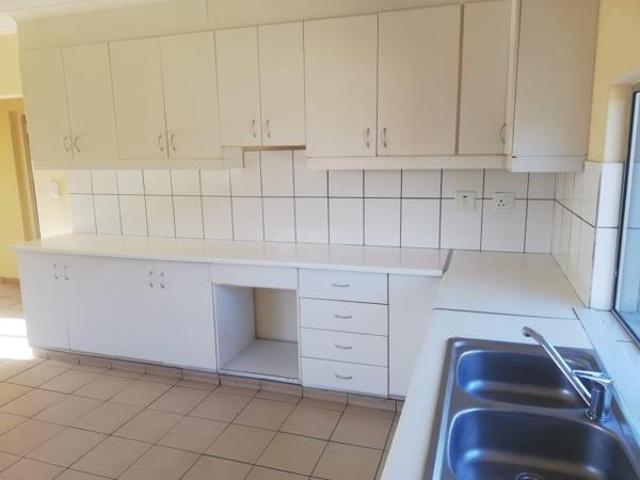 2 Bedroom Apartment in Redfern