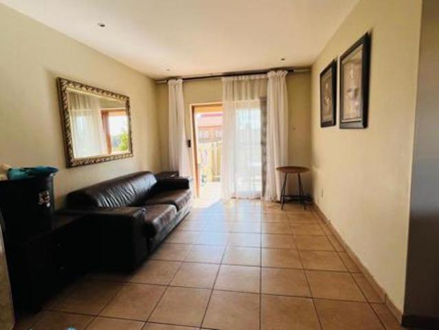 2 Bedroom Apartment in Reyno Ridge