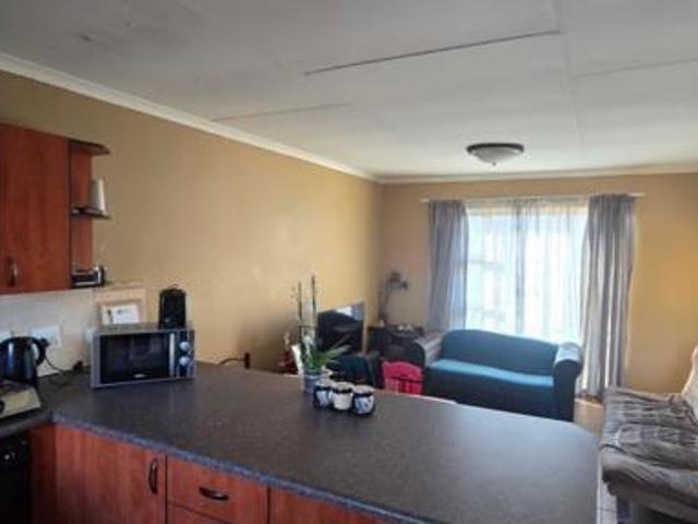 2 Bedroom Apartment in Reyno Ridge