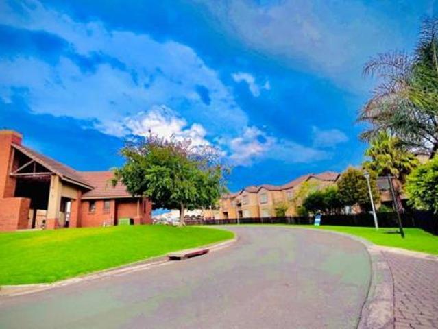 2 Bedroom Apartment in Reyno Ridge