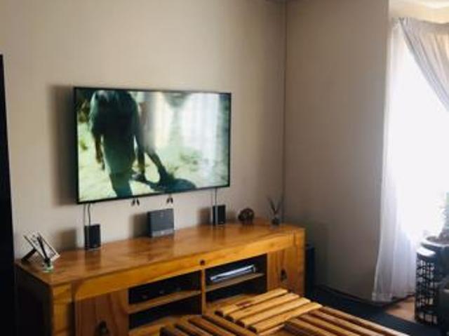 2 Bedroom Apartment in Reyno Ridge