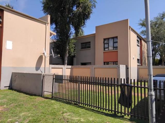 2 Bedroom Apartment in Reyno Ridge