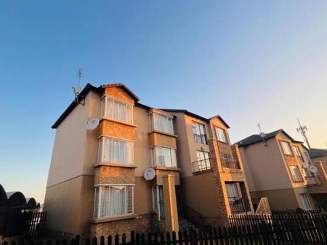 2 Bedroom Apartment in Reyno Ridge