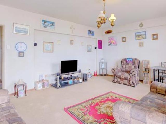 2 Bedroom Apartment in Richmond Hill