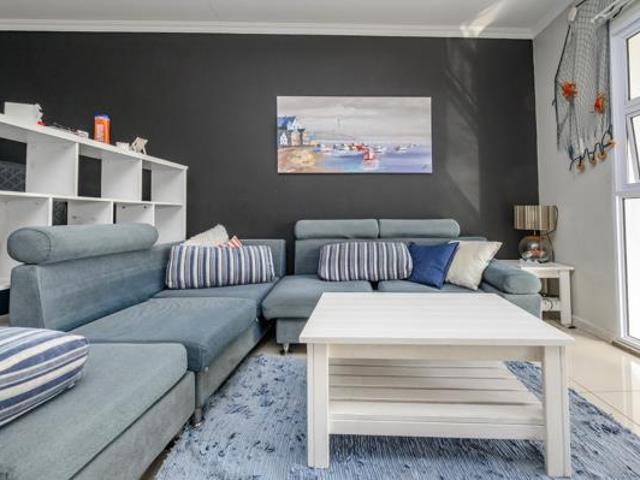 2 Bedroom Apartment in Richmond Hill