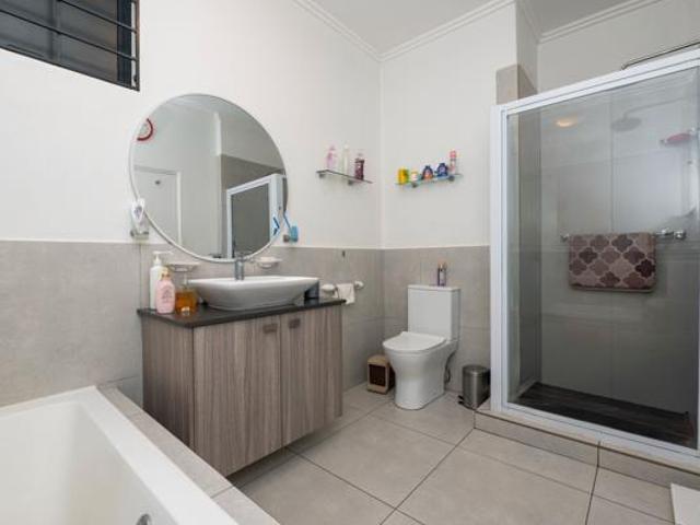 2 Bedroom Apartment in Rivonia