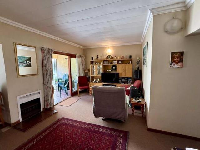 2 Bedroom Apartment in River View