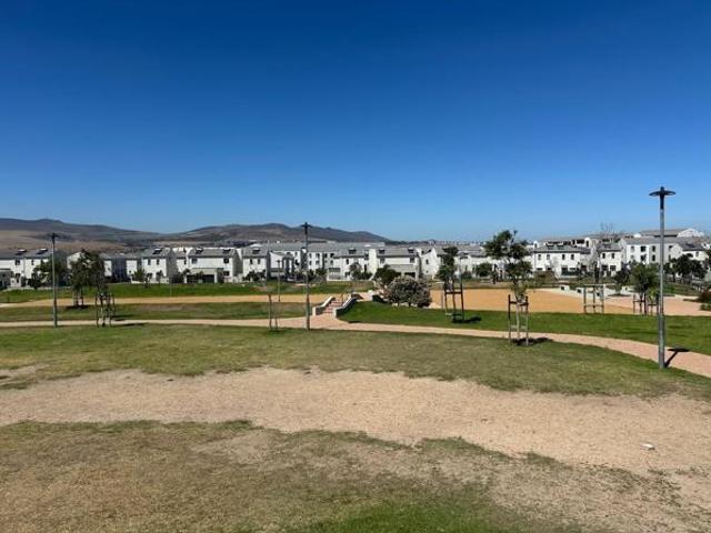2 Bedroom Apartment in Rivergate