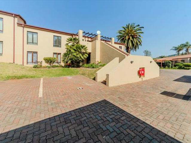 2 Bedroom Apartment in Roodekrans