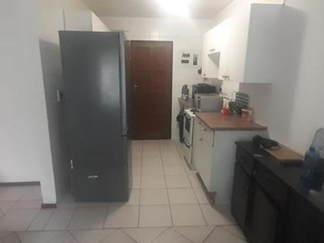2 Bedroom Apartment in Roodepoort West