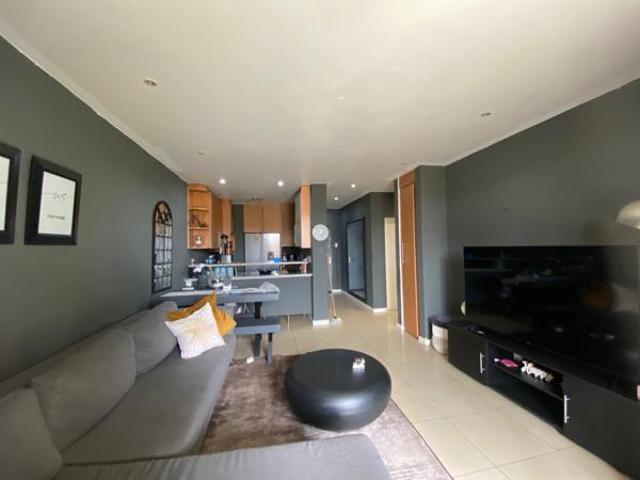 2 Bedroom Apartment in Rooihuiskraal North