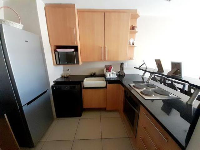 2 Bedroom Apartment in Rooihuiskraal North