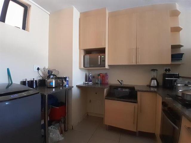 2 Bedroom Apartment in Rooihuiskraal North