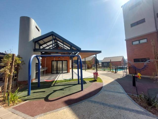 2 Bedroom Apartment in Rooihuiskraal North