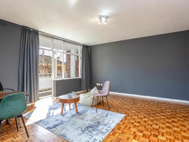 2 Bedroom Apartment in Rondebosch
