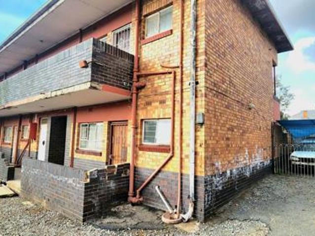 2 Bedroom Apartment in Rosettenville