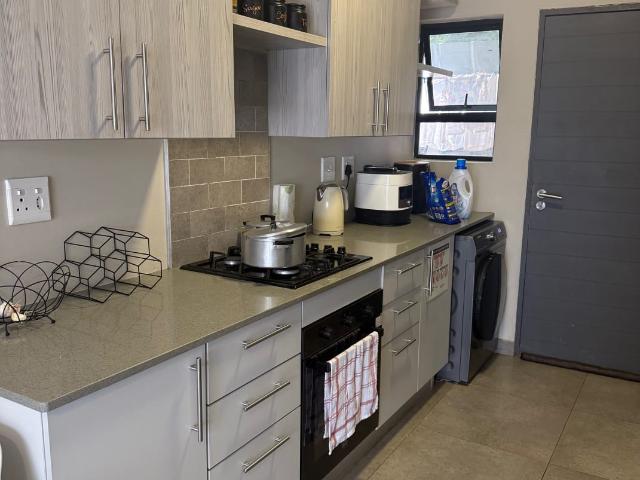 2 Bedroom Apartment in Roseville