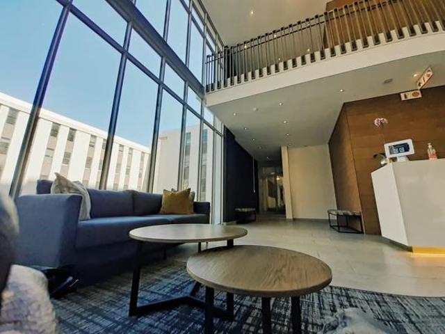 2 Bedroom Apartment in Rosebank