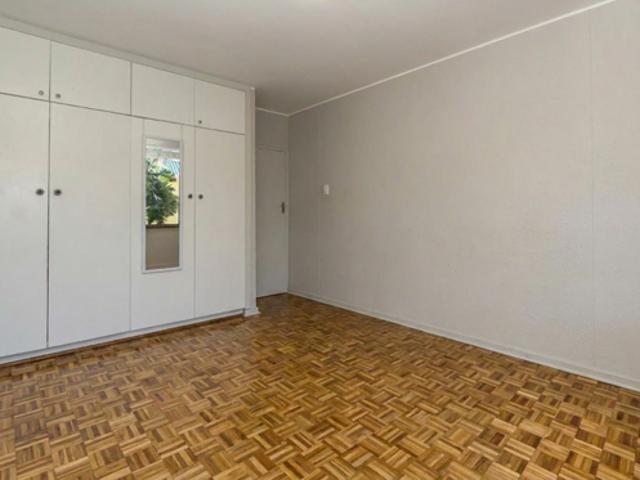 2 Bedroom Apartment in Rosebank