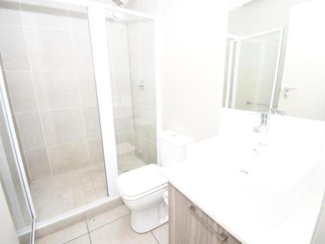 2 Bedroom Apartment in Rosebank