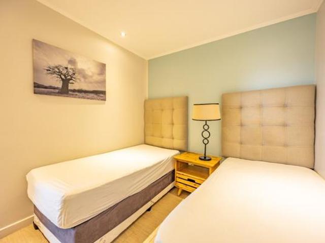 2 Bedroom Apartment in Rosebank