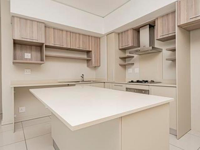 2 Bedroom Apartment in Rosebank
