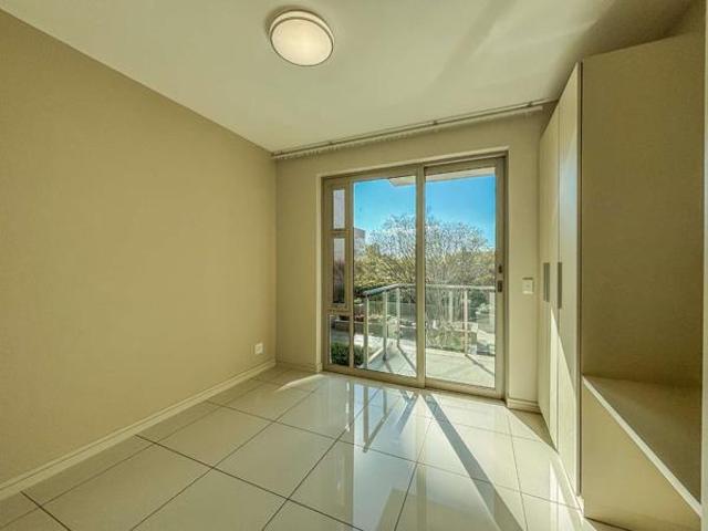 2 Bedroom Apartment in Rosebank