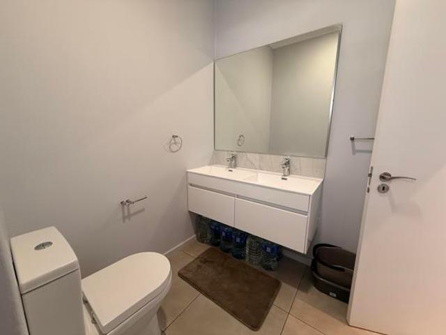 2 Bedroom Apartment in Rosebank