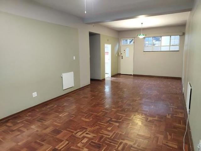 2 Bedroom Apartment in Rosebank