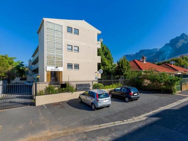 2 Bedroom Apartment in Rosebank