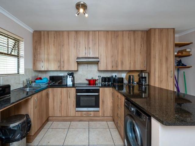 2 Bedroom Apartment in Royal Ascot