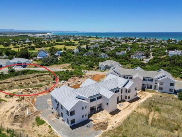 2 Bedroom Apartment in St Francis Bay Village
