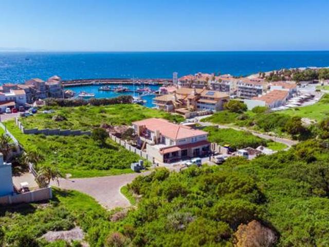 2 Bedroom Apartment in St Francis Bay Village