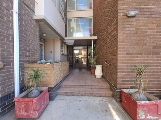 2 Bedroom Apartment in St Georges Park