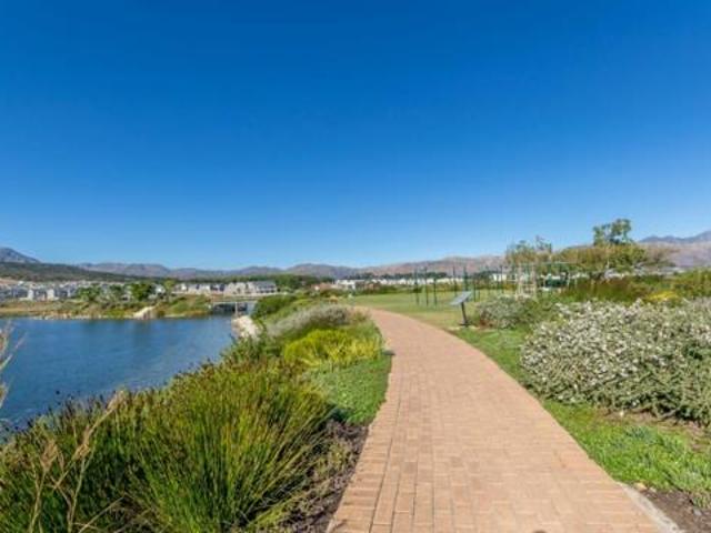 2 Bedroom Apartment in Stellenbosch Central