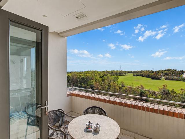 2 Bedroom Apartment in Steyn City
