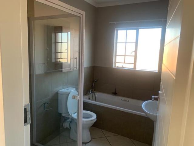 2 Bedroom Apartment in Stone Ridge Estate