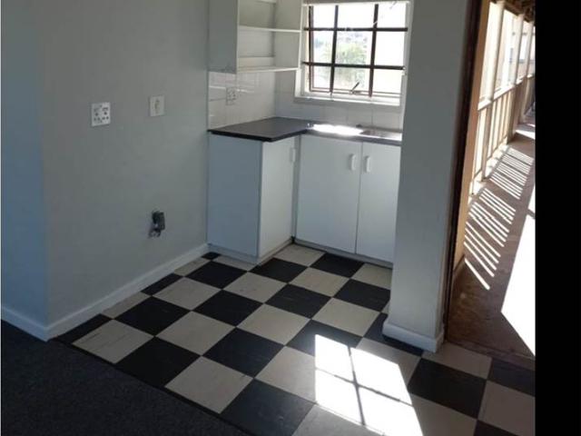 2 Bedroom Apartment in Stoney Drift