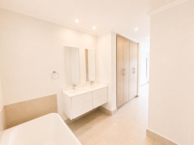2 Bedroom Apartment in Strathavon