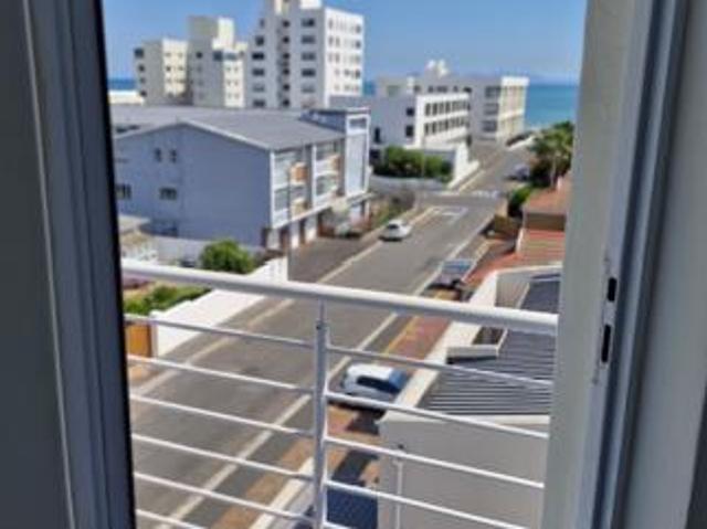 2 Bedroom Apartment in Strand Central