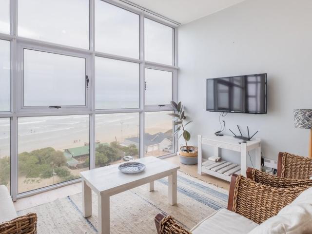 2 Bedroom Apartment in Strand North