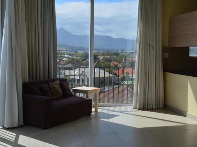 2 Bedroom Apartment in Strand North