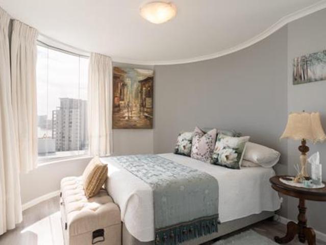 2 Bedroom Apartment in Strand South