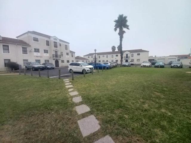2 Bedroom Apartment in Summer Greens