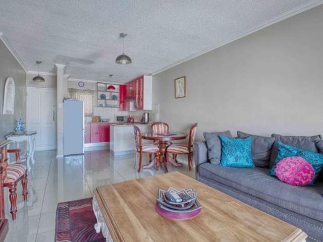 2 Bedroom Apartment in Summerstrand