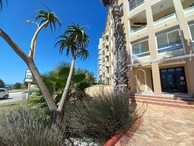 2 Bedroom Apartment in Summerstrand
