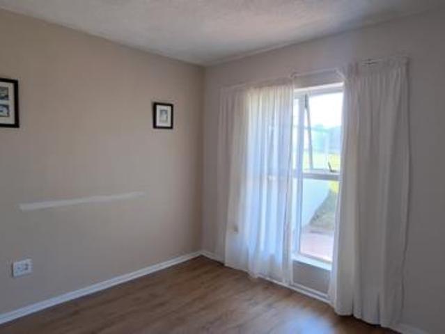 2 Bedroom Apartment in Summerstrand
