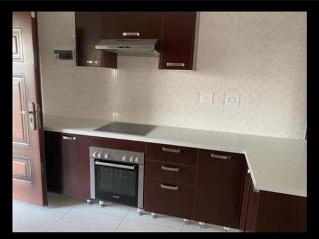 2 Bedroom Apartment in Summerset